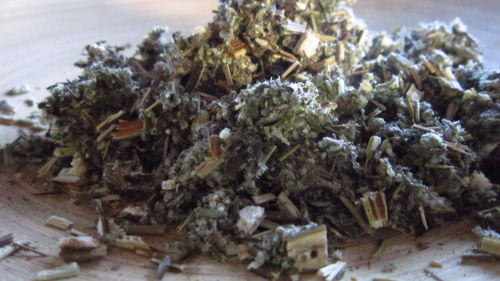 Beifußkraut (Artemisia vulgaris), geschnitten           100g/Packung